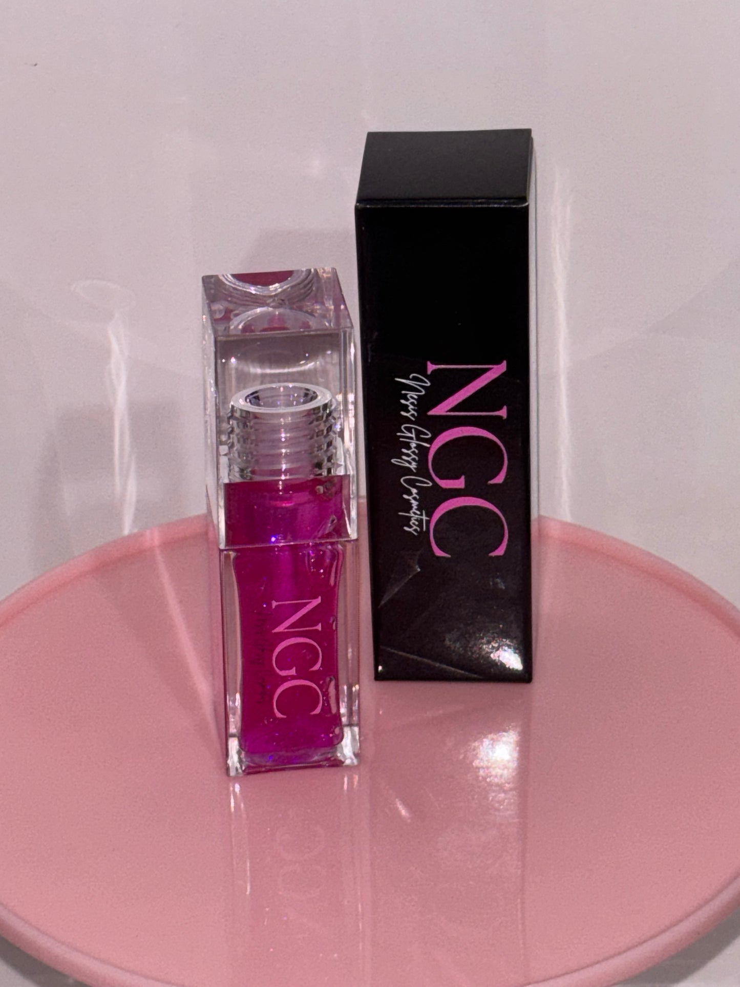 Lip oils