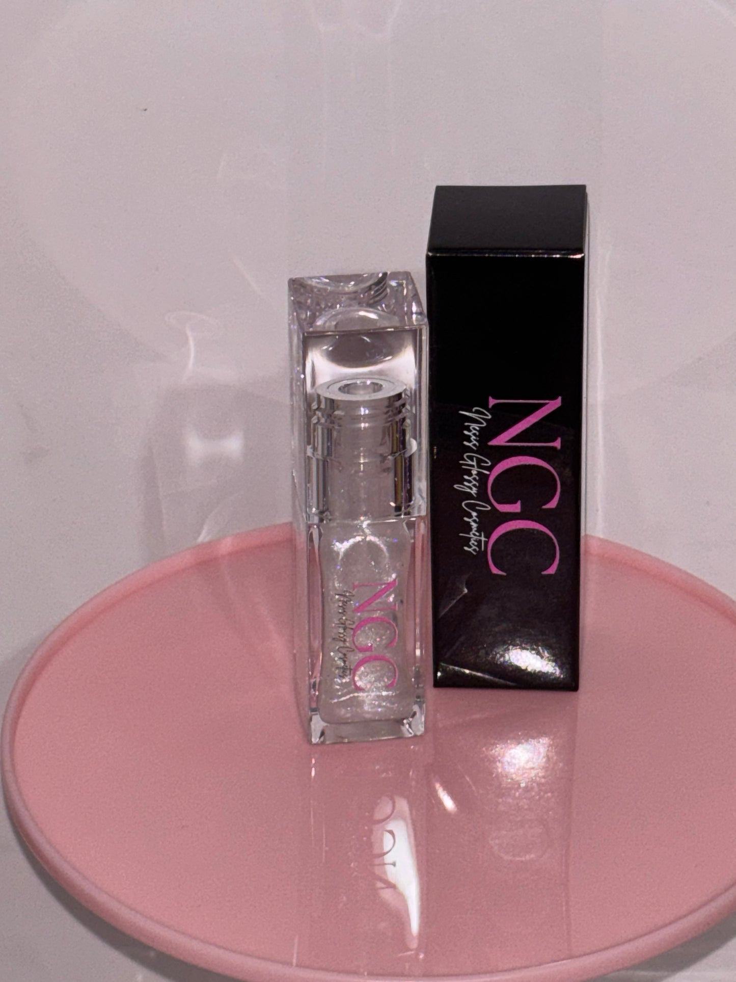 Lip oils