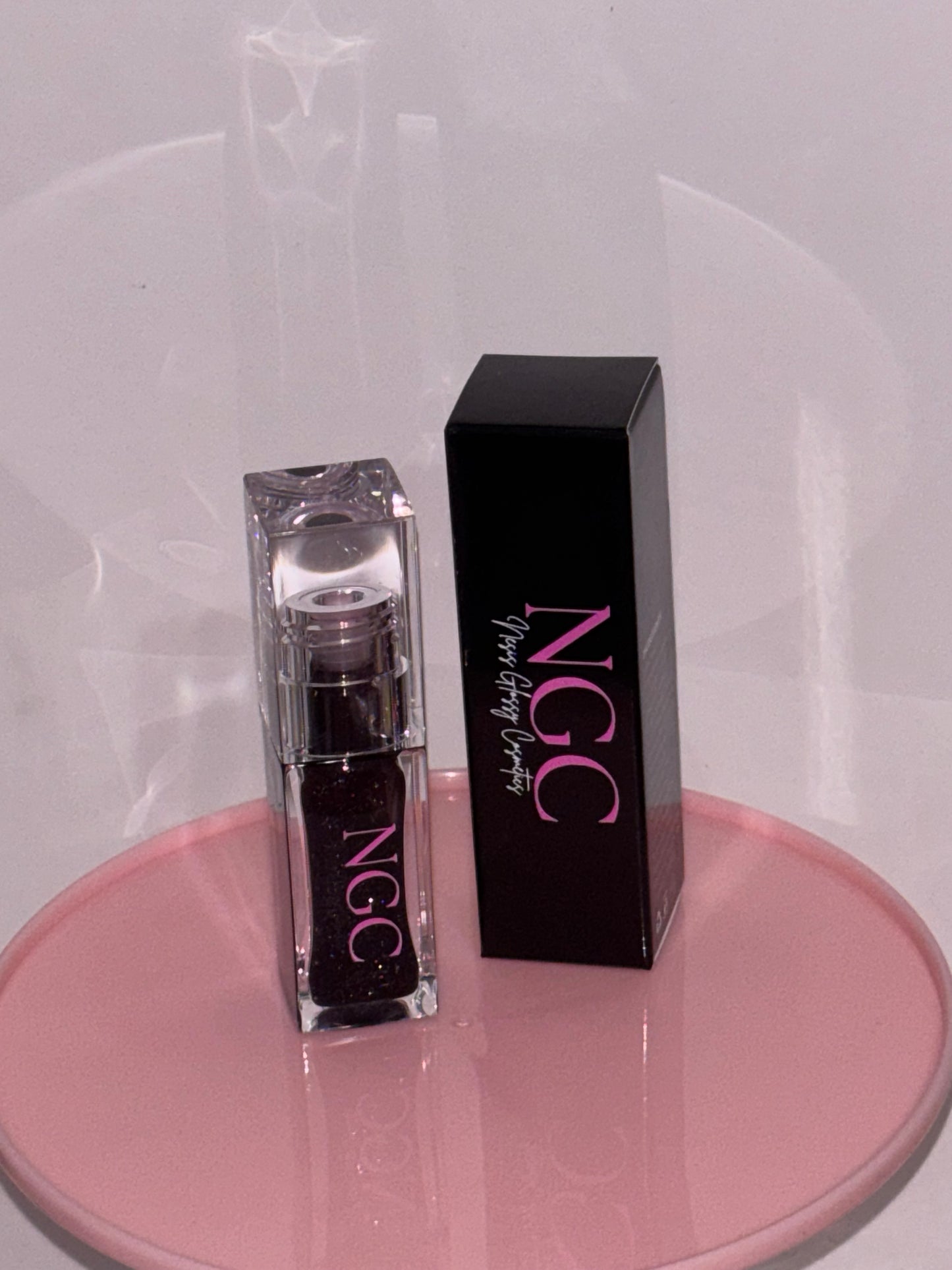 Lip oils