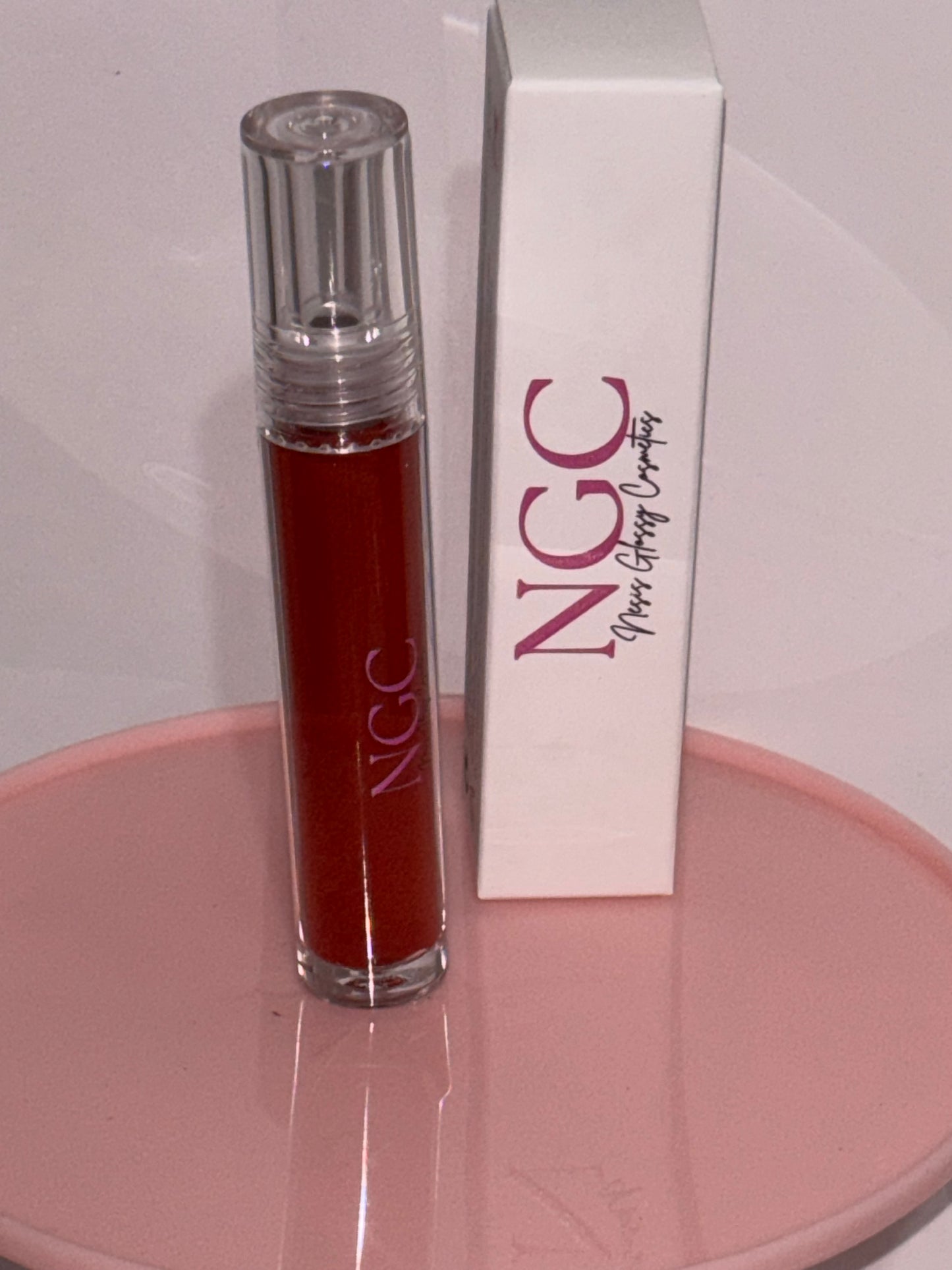 Hydration liquid lipsticks