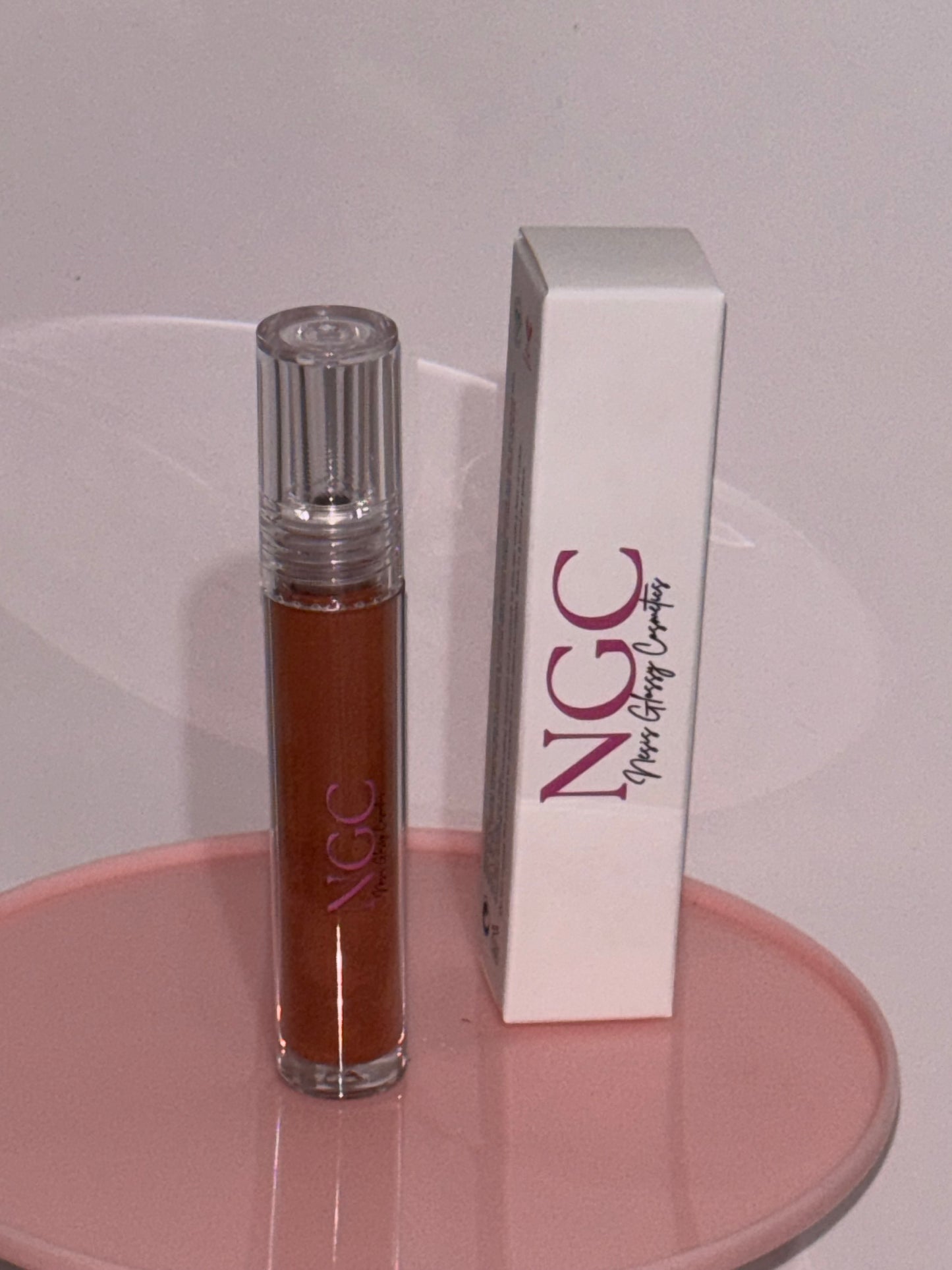Hydration liquid lipsticks